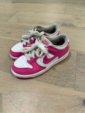 Nike Kids Hot Pink and White Low-Top Sneakers